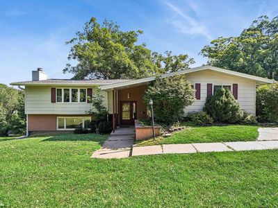37 Woodshire Dr