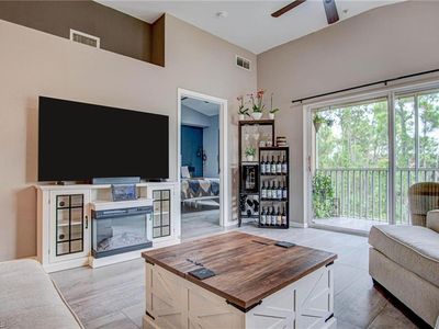 4450 Botanical Place CIR #406