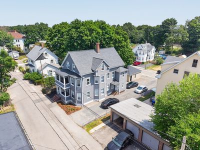 6 Eight Foster St