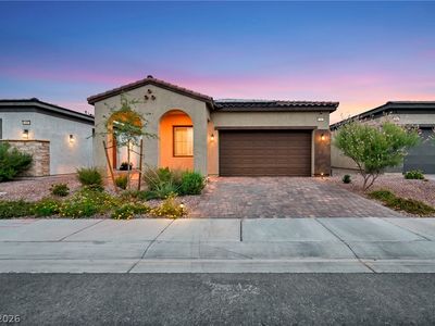 140 Royal Cascade Ave