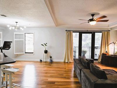 1478 RIVERPLACE Boulevard #202