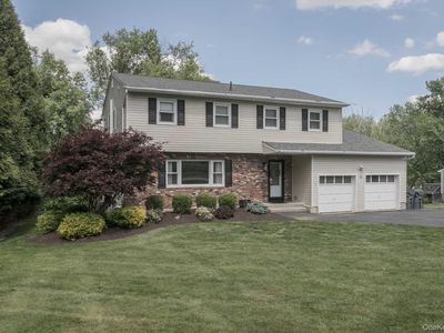 12 Midland Avenue