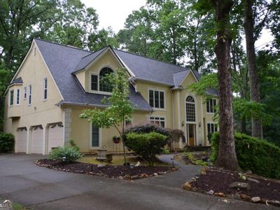 1155 Charlton Trce SW