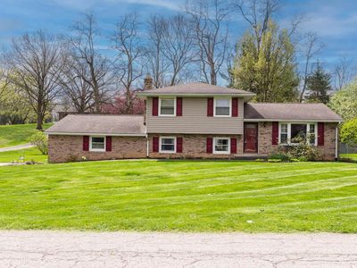 2472 Wedgewood Dr