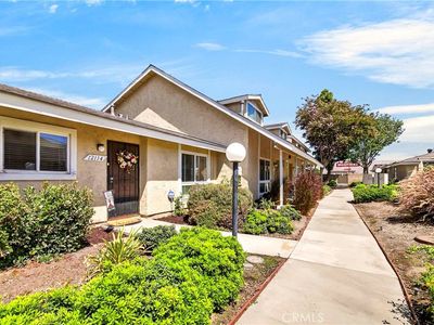 12114 Stonegate Ln