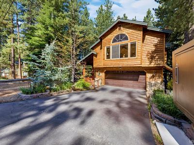 1911 Bella Coola Dr