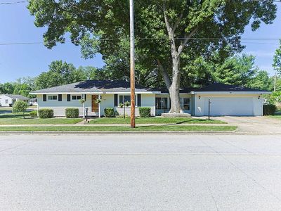 1005 Violet Rd