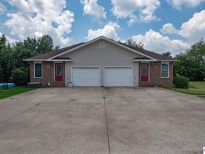 127 Wood Ln