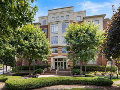 24 Avenue At Port Imperial APT 232