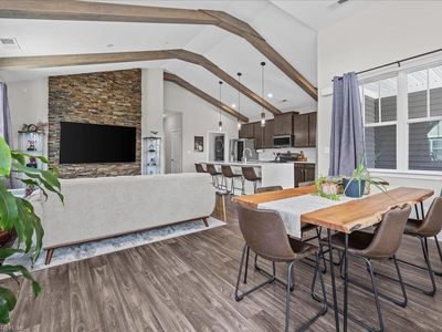 311 Fishers Ct