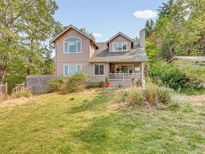 2260 Old Highway 99 S