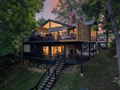 195 Breezy Point Ct
