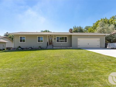 195 Norris Ct E