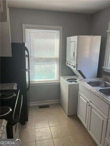 Property at 2743 Harlan Dr, East Pt, GA