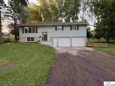 306 W North St