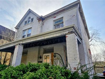 53 Carrick Ave