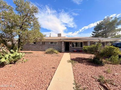 8100 Parkland Dr