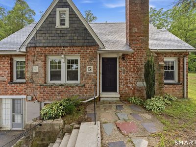 Property at 5 Richards Grove Road, Quaker Hill, CT