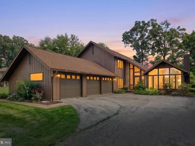 3790 Laurel Ln