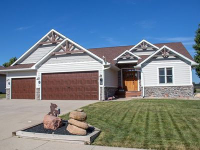 765 NW Buckeye Ave