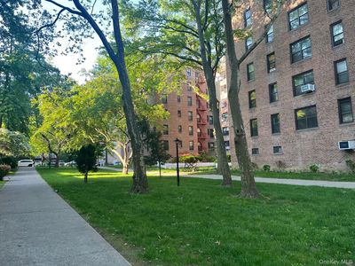 83-20 98 Street #4E
