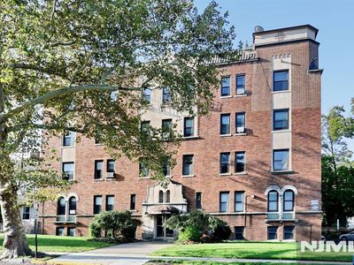 303 Hamilton Place #A4