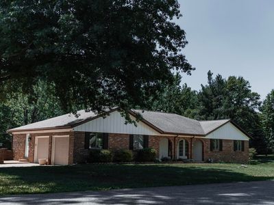 Property at 6511 Blue Spruce Dr, Newburgh, IN