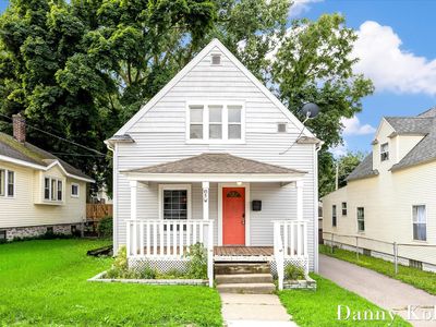 18 Ann St NW
