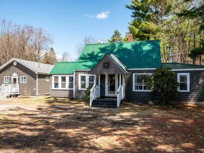 69 Chestnut Hill Road