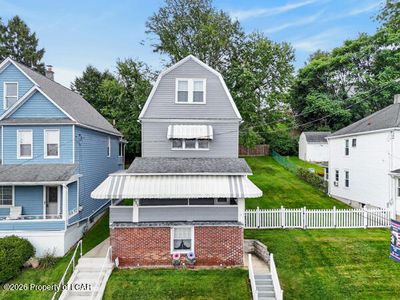 235 Lee Park Ave