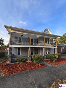 211 E Main St