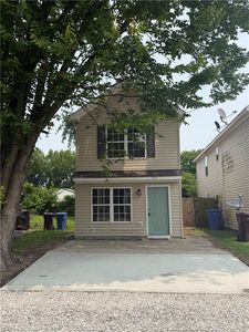 1416 Martin Ave