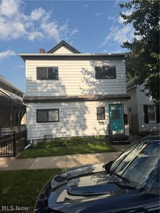 1871 W 48th St