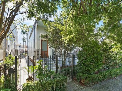 3530 Annunciation St