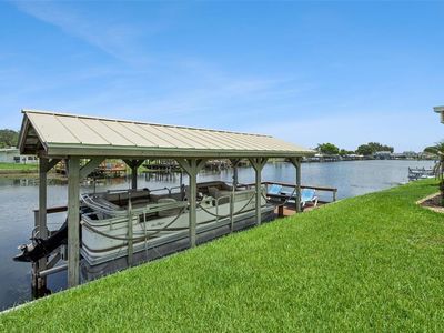Property at 30127 Green Bay Dr, Tavares, FL