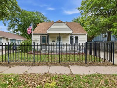 1642 S Mosley Ave