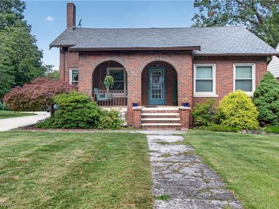 156 Woodhill Dr