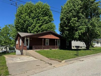 201 Roberta St