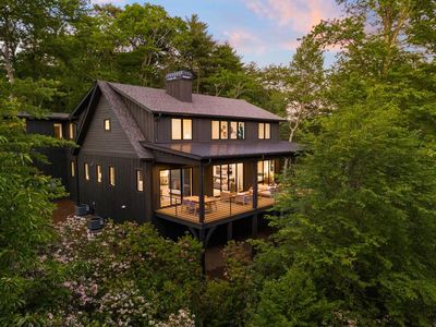 180 Hemlock Cir