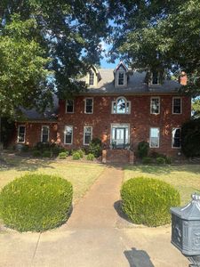 1196 E Lake Pointe Dr