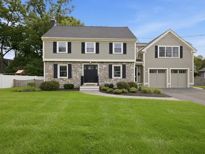 6 Lockway Rd