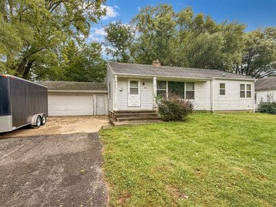 333 W Champaign Ave