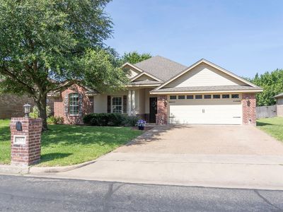 2913 Pueblo Dr