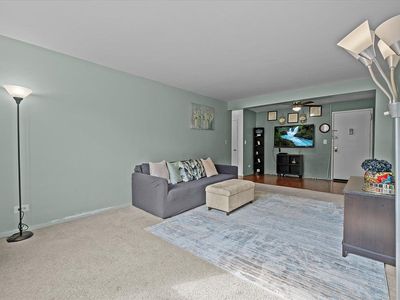 3520 Tryon Ave APT 502