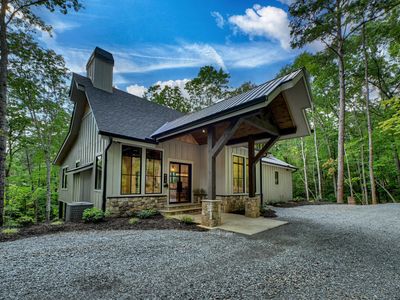 412 Mountain Tops Cir