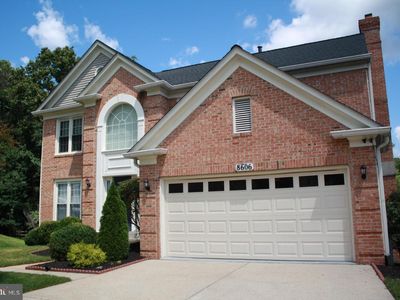 8606 Compass Ct