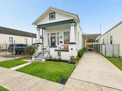 318 Newton St