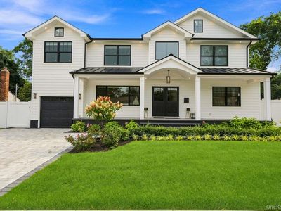 8 Allison Drive