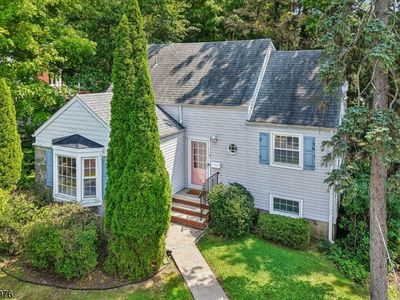 112 Fairview Av.
