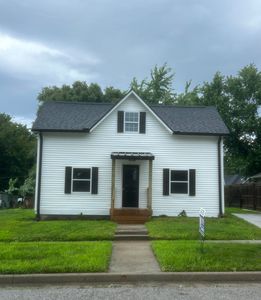 565 W Jackson St